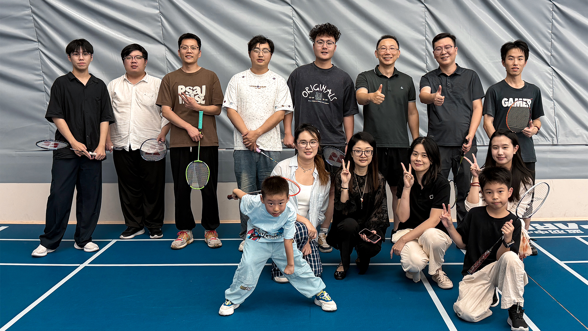 叮——点击解锁审元科技羽毛球团建活动
